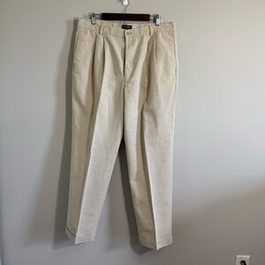 Dockers Men’s Pleated Linen Trousers in Cream